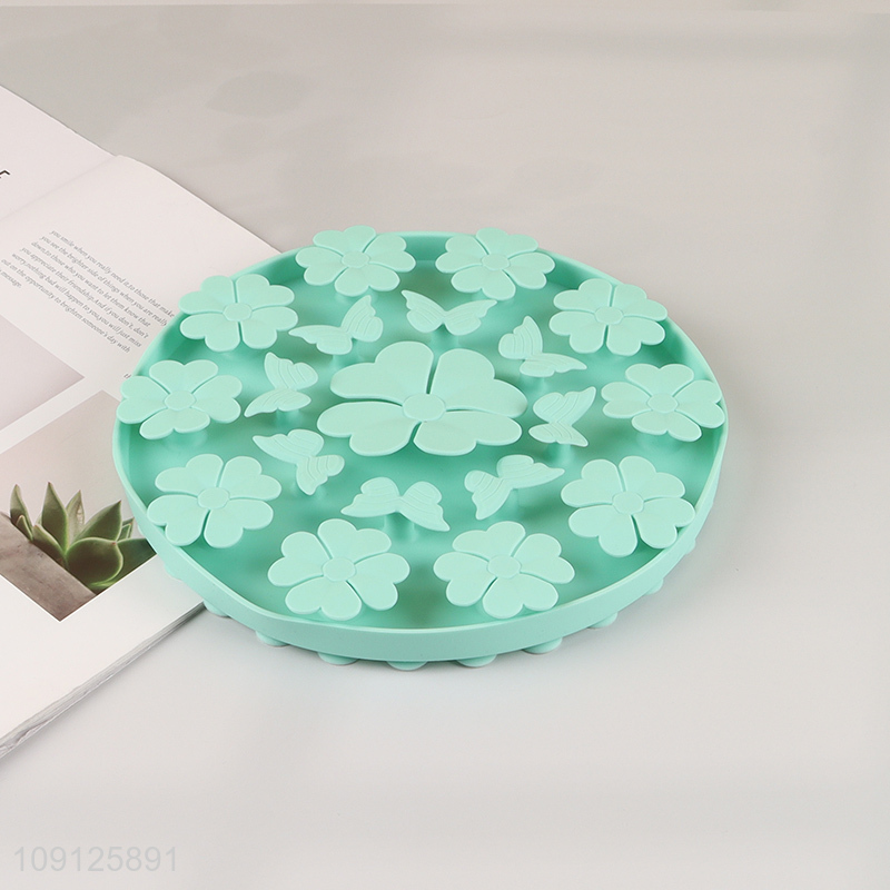 New Product Dog Slow Feeder Silicone Lick Mat with Suction Cups for Cats