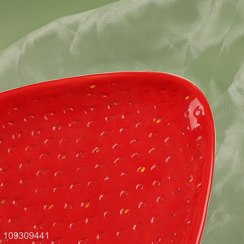 Top quality strawberry shape ceramic plate fruit plate