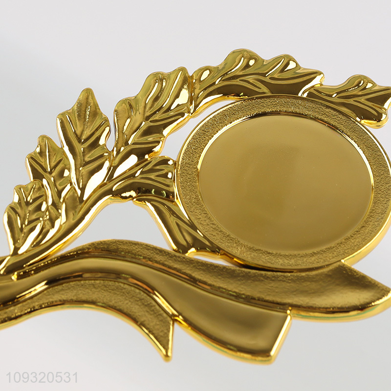 Good quality plastic crafts plastic golden trophy
