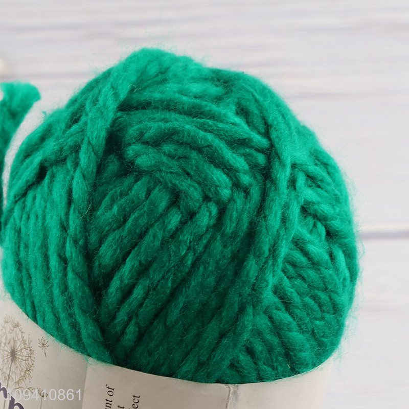 Hot selling chunky green knitting yarn wholesale