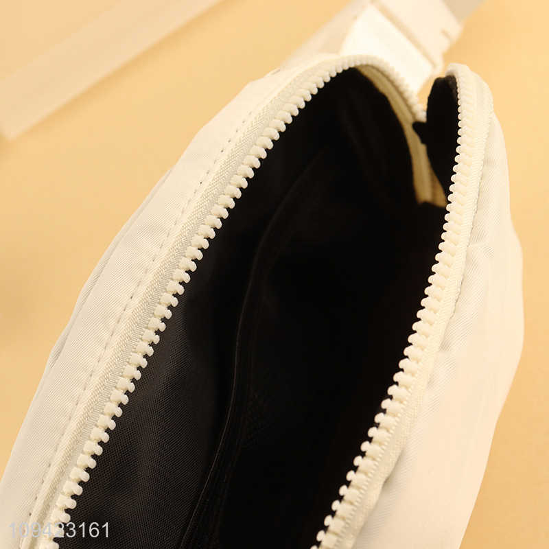 China wholesale fashion white lightweight waist bag