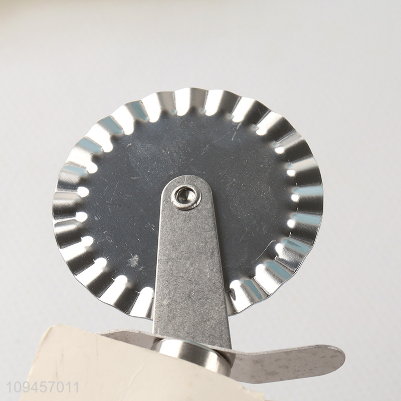 Wholesale kitchen pizza wheel pizza cutter