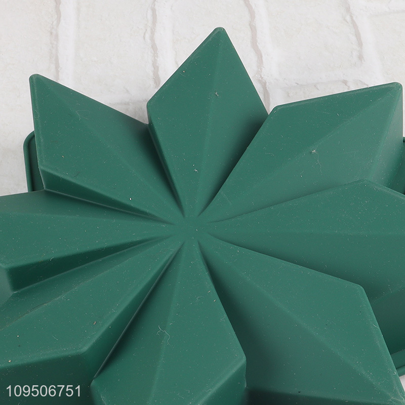 Low price christmas series silicone cake mold